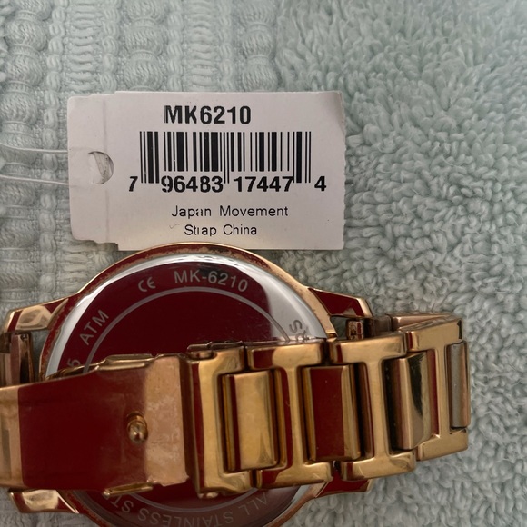 MICHAEL KORS WATCH ROSE GOLD - Picture 5 of 6